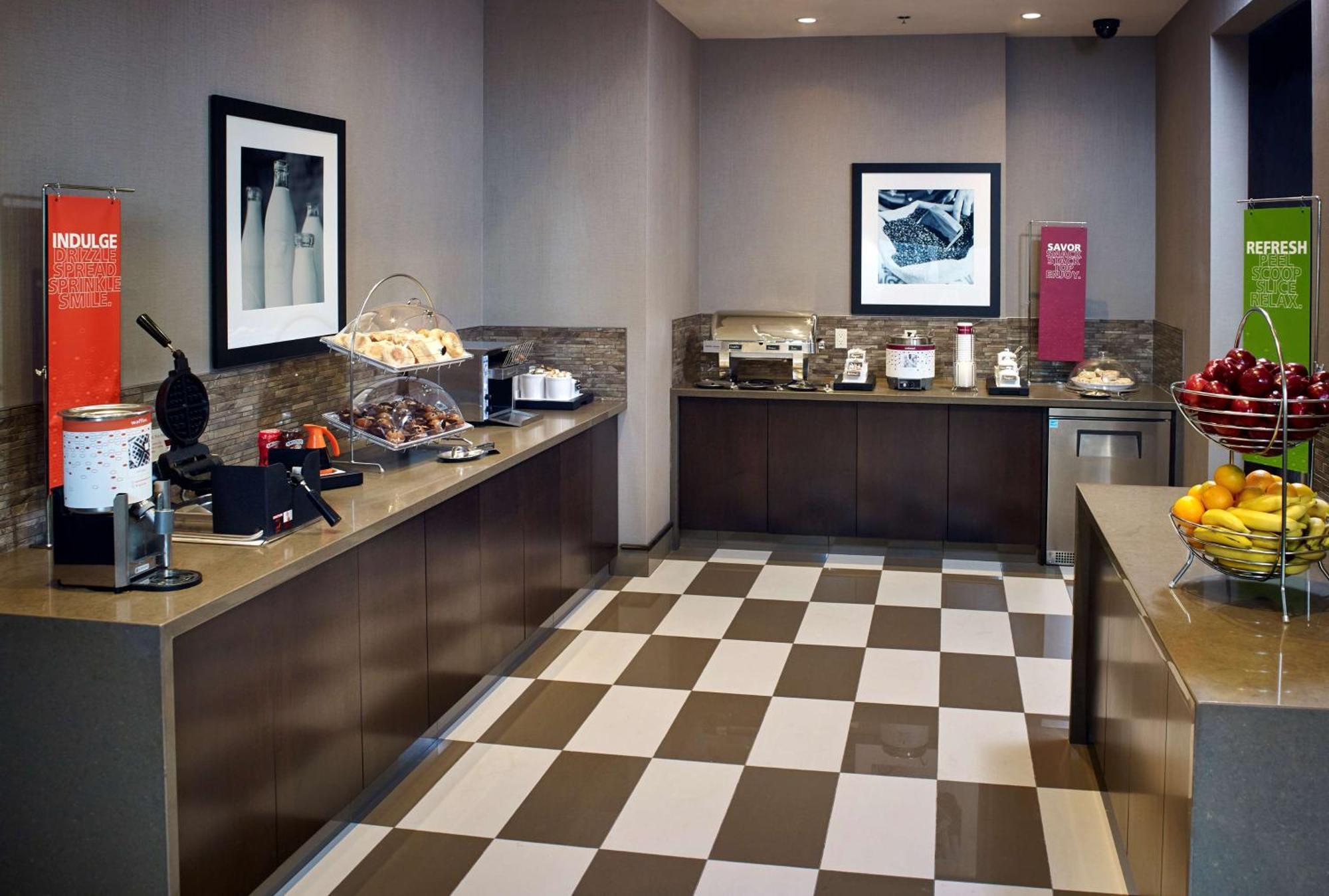 Hampton Inn By Hilton Timmins Esterno foto