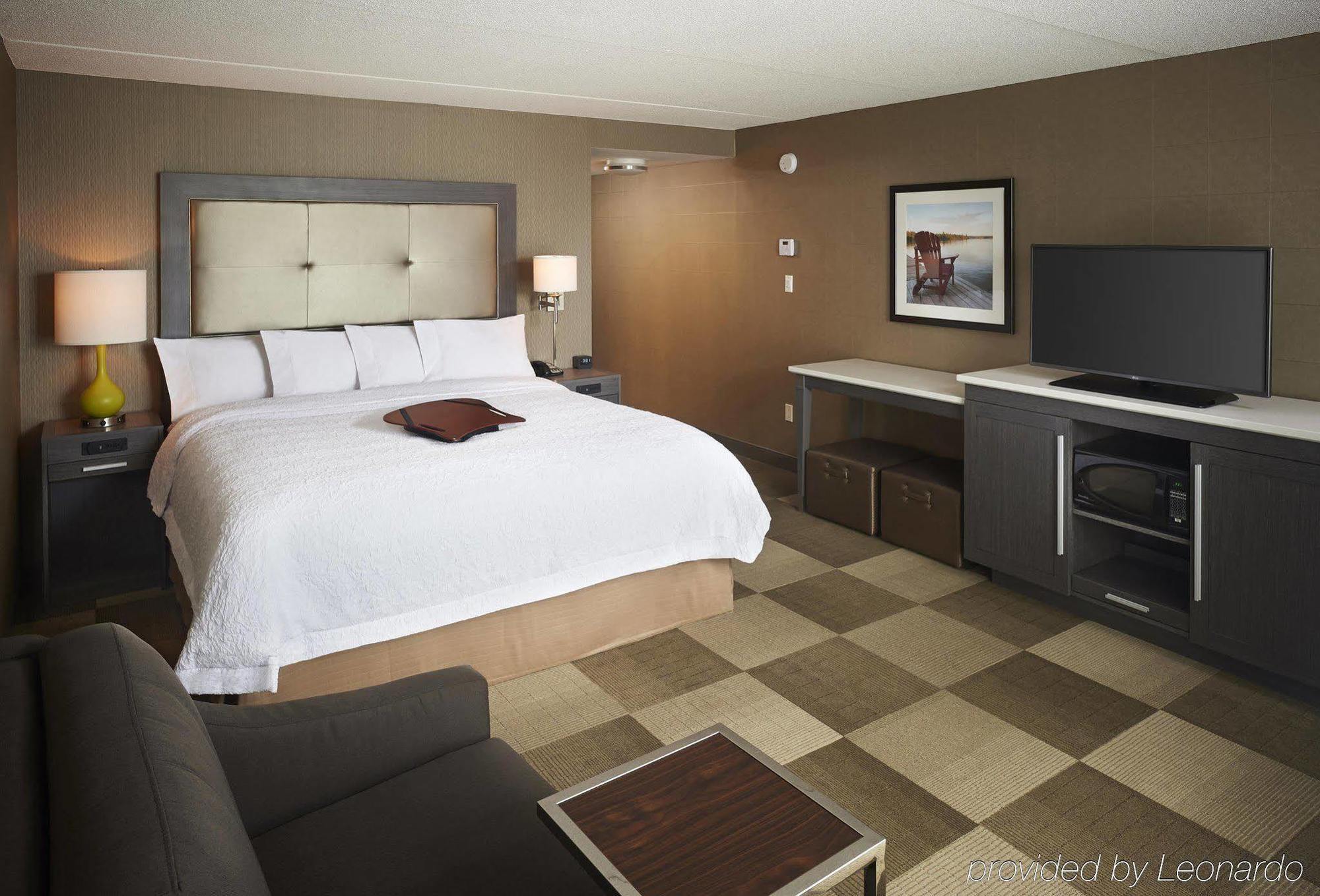 Hampton Inn By Hilton Timmins Esterno foto